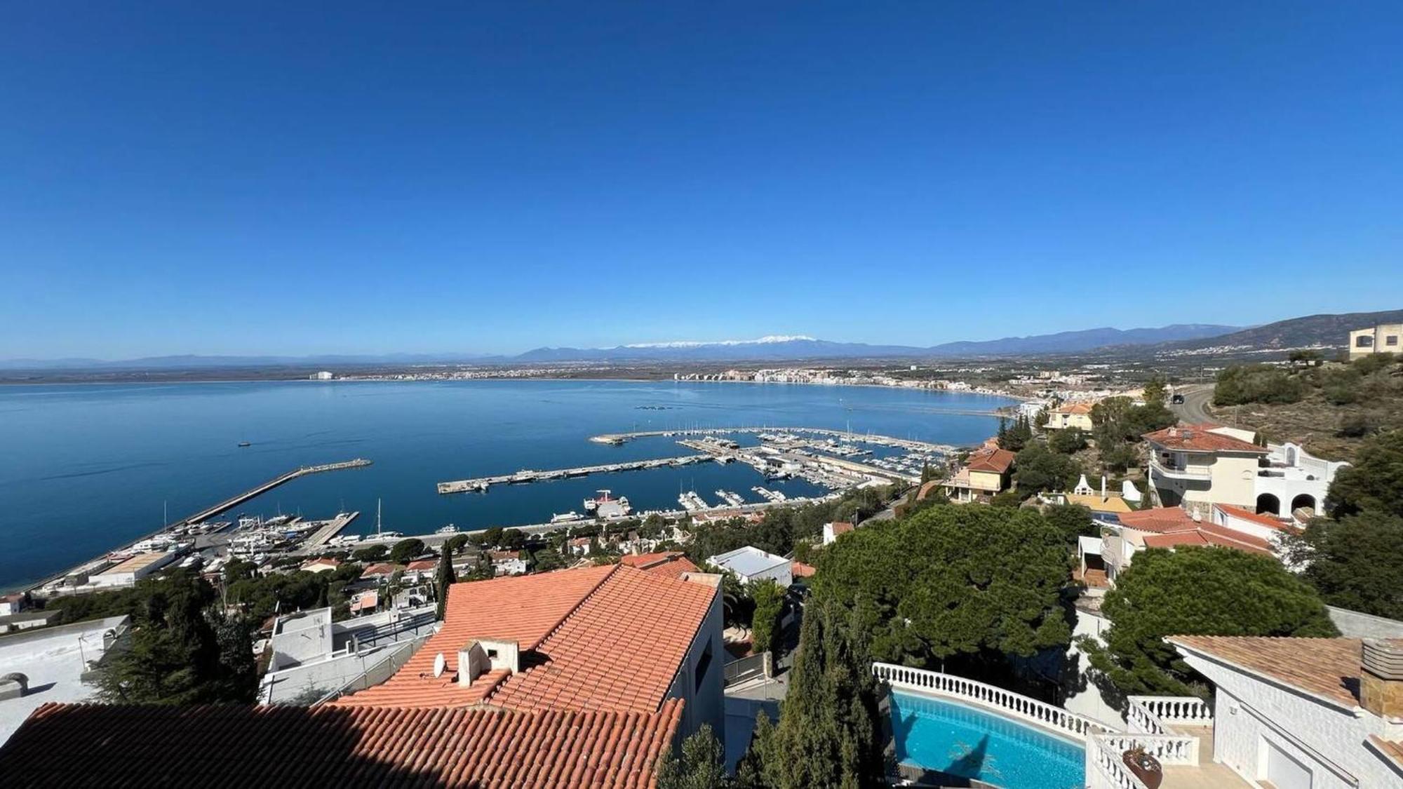 Precioso Piso Con Vistas Espectaculares Del Mar Av-50 Daire Roses Dış mekan fotoğraf