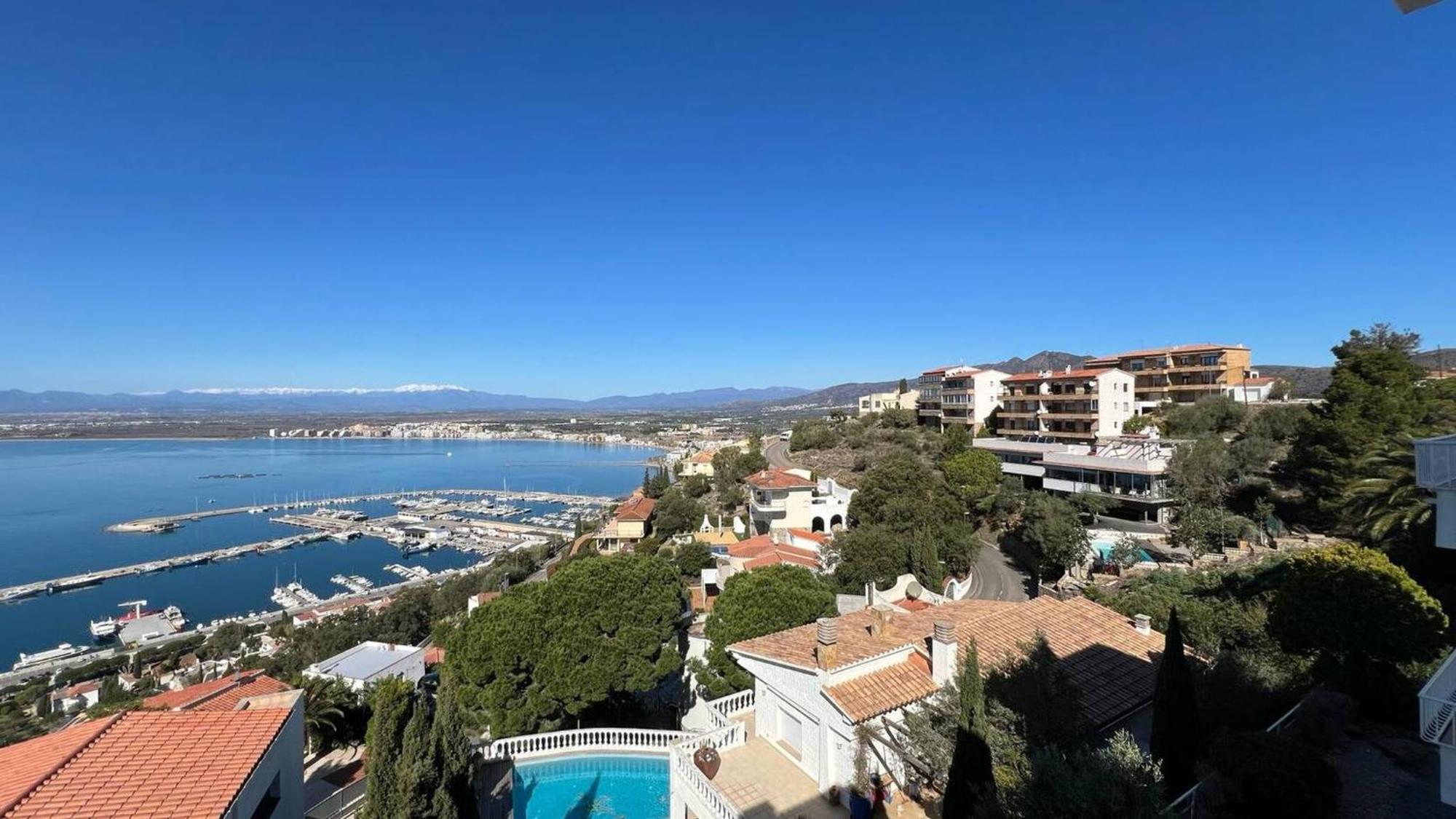 Precioso Piso Con Vistas Espectaculares Del Mar Av-50 Daire Roses Dış mekan fotoğraf