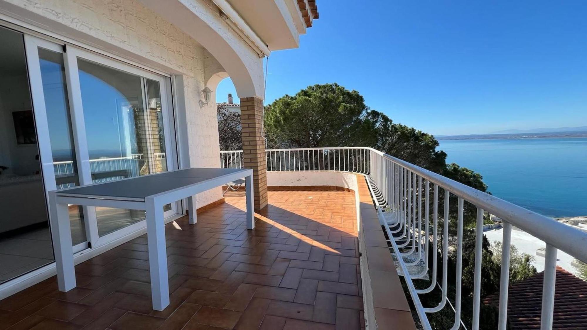 Precioso Piso Con Vistas Espectaculares Del Mar Av-50 Daire Roses Dış mekan fotoğraf