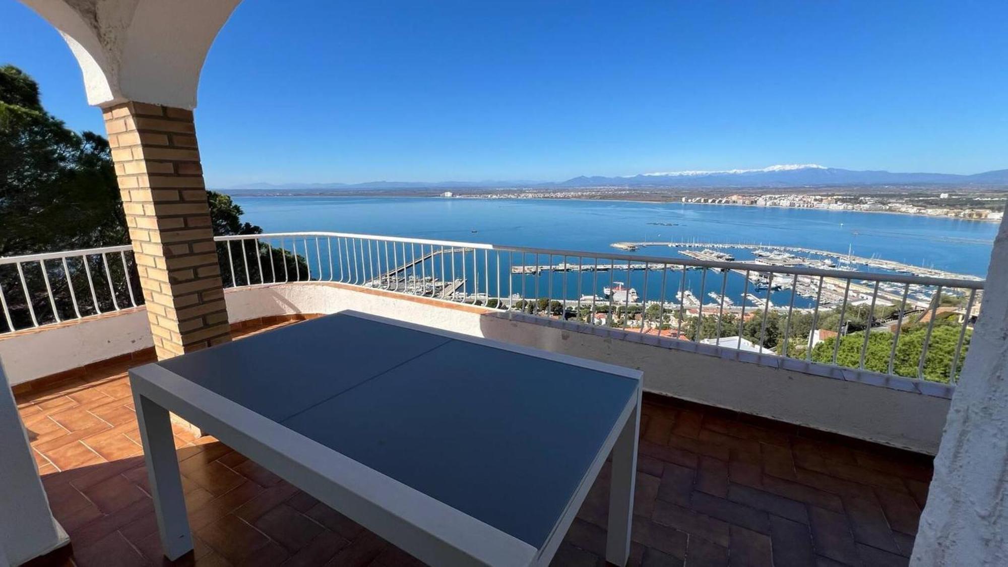 Precioso Piso Con Vistas Espectaculares Del Mar Av-50 Daire Roses Dış mekan fotoğraf