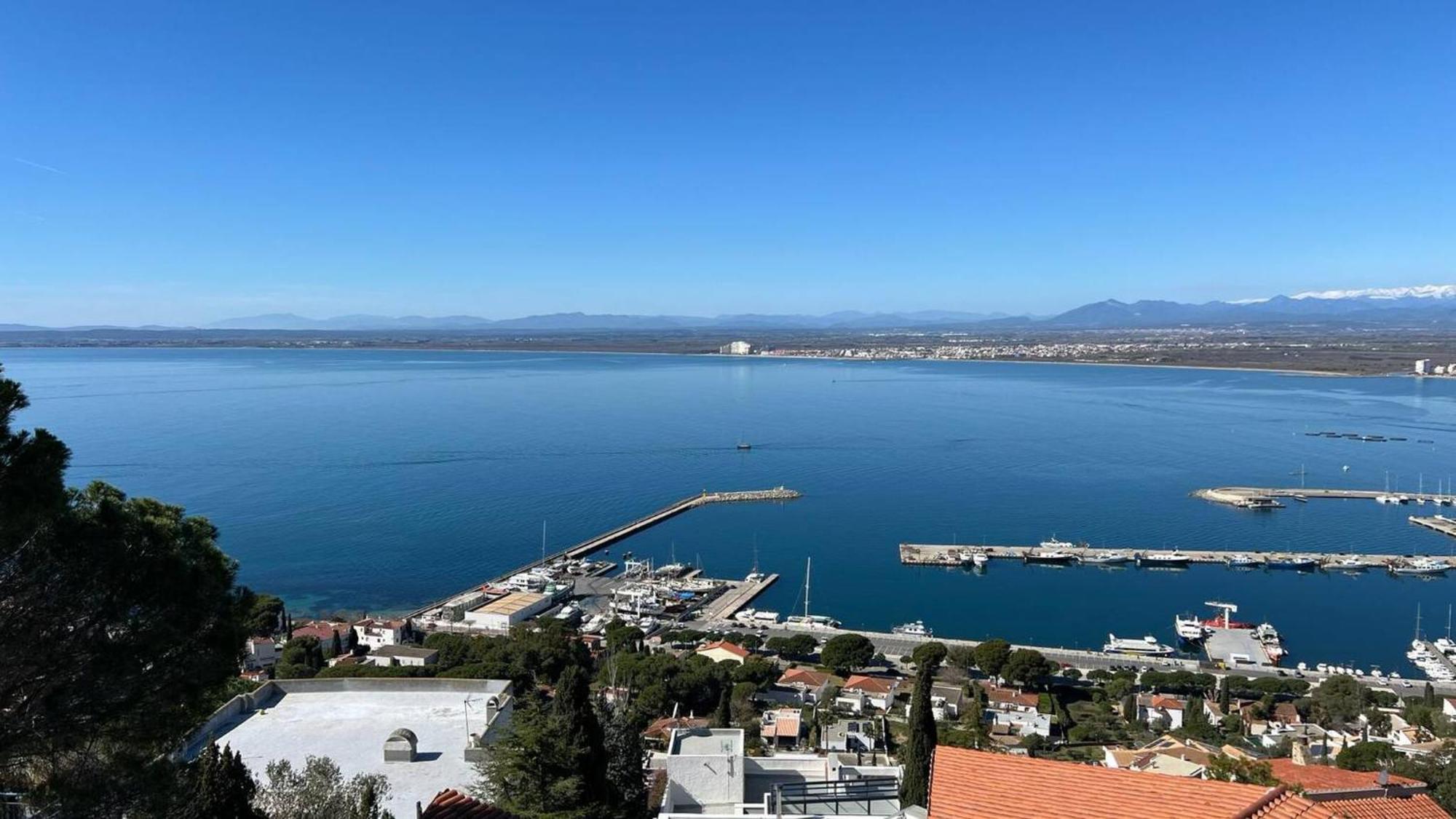 Precioso Piso Con Vistas Espectaculares Del Mar Av-50 Daire Roses Dış mekan fotoğraf